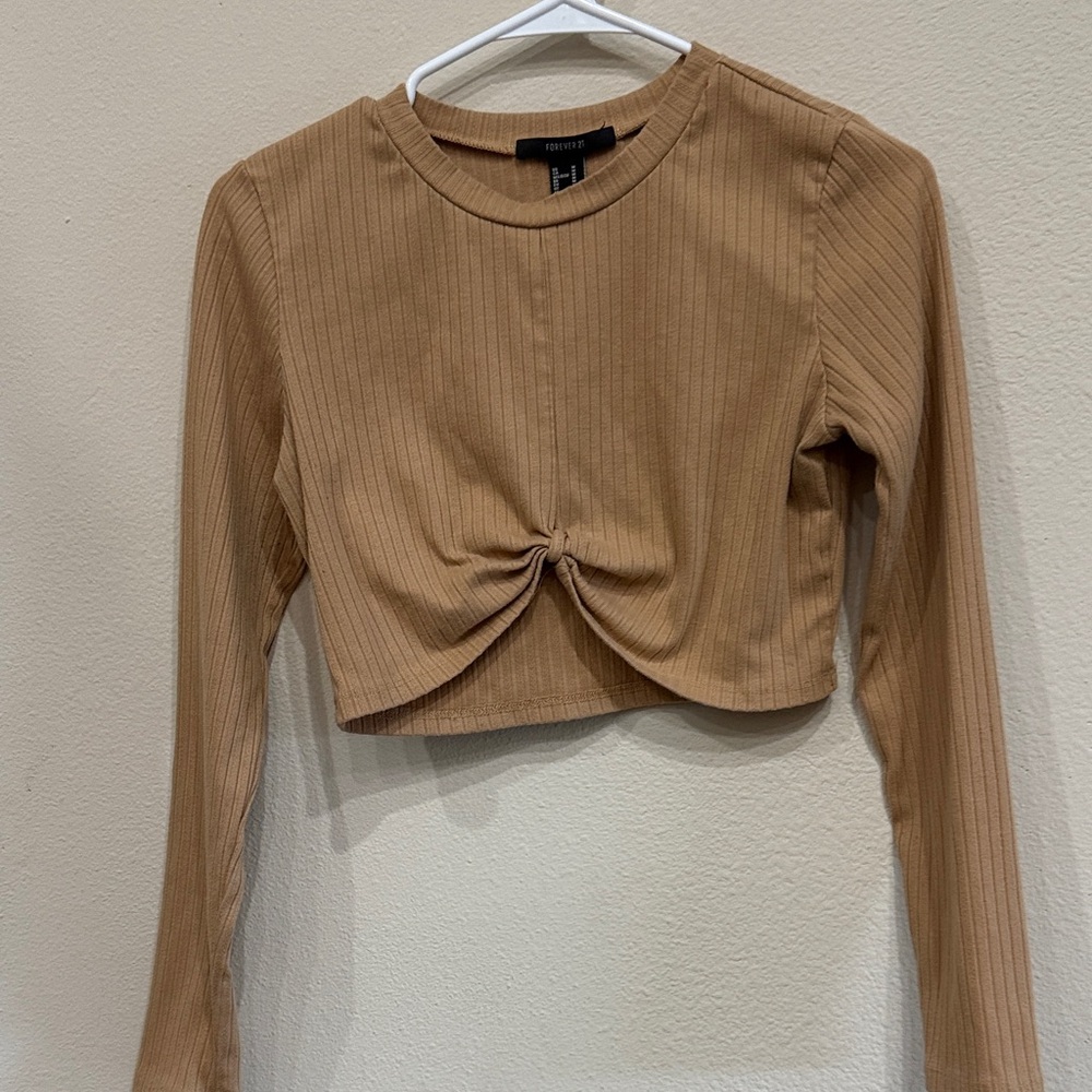 Forever 21 Camel Ribbed Twist Front Crop Top Long Sleeve Size Medium